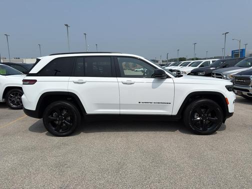 2023 Jeep Grand Cherokee Altitude