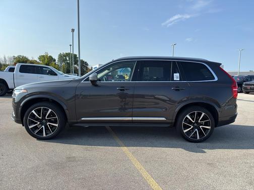 2023 Volvo XC90 B6 Plus 7-Seater