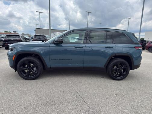 Steel Blue 2026 Jeep Grand Cherokee Limited