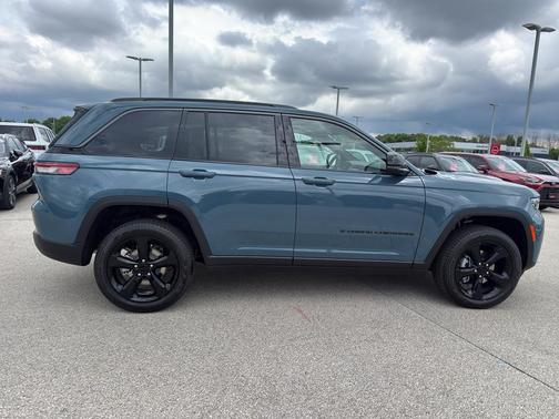 Steel Blue 2026 Jeep Grand Cherokee Limited