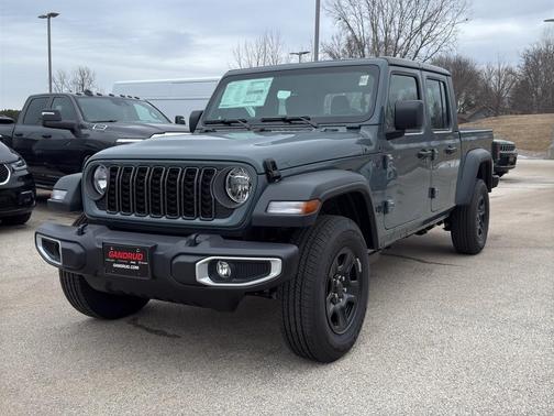 2026 Jeep Gladiator Sport