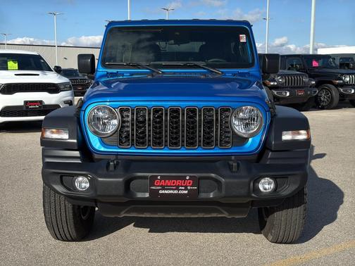 2024 Jeep Wrangler Sport