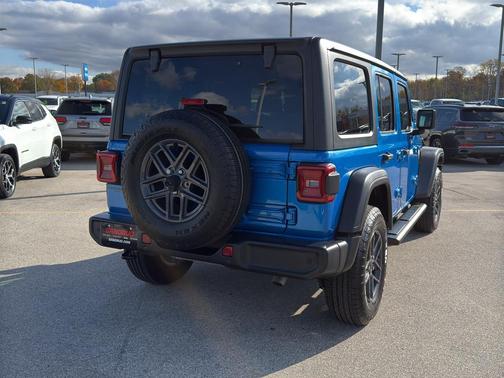 2024 Jeep Wrangler Sport