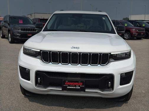 2023 Jeep Grand Cherokee Overland