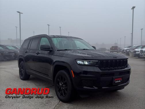 Diamond Black 2024 Jeep Grand Cherokee L Laredo
