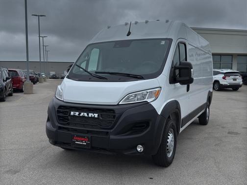 Bright White Clearcoat 2026 RAM ProMaster 2500 High Roof