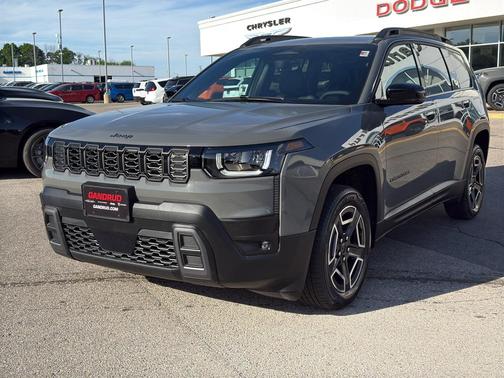 Sting Gray Clearcoat 2026 Jeep Cherokee LAREDO/LIMITED