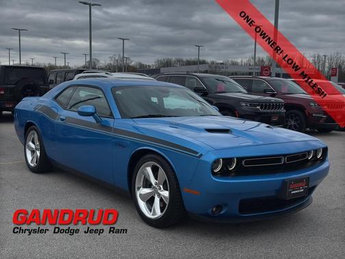 2016 Dodge Challenger R/T Plus