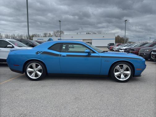 2016 Dodge Challenger R/T Plus