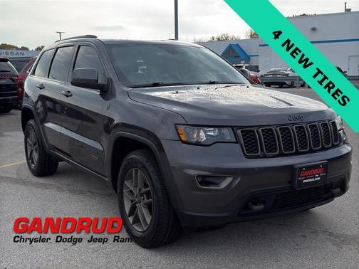 2017 Jeep Grand Cherokee Laredo