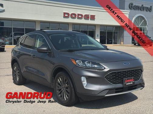 2022 Ford Escape Titanium