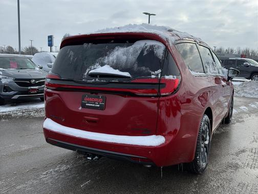 2026 Chrysler Pacifica Limited