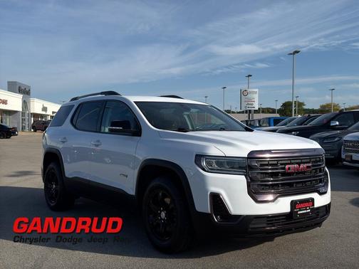 2023 GMC Acadia AT4