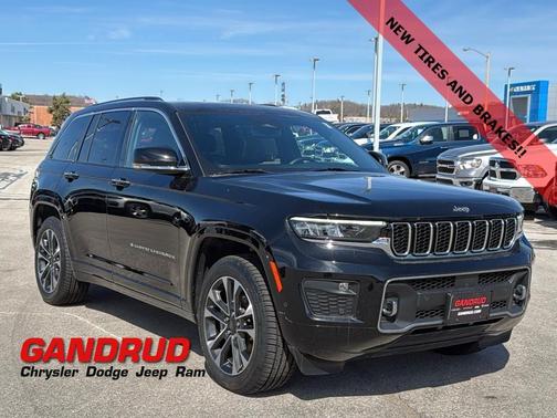 2022 Jeep Grand Cherokee Overland