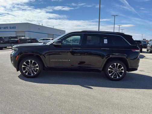 2022 Jeep Grand Cherokee Overland
