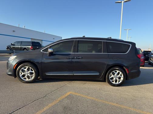 2020 Chrysler Pacifica Limited