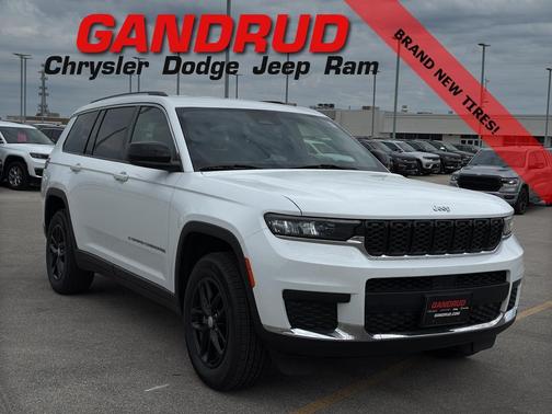 2023 Jeep Grand Cherokee L Laredo