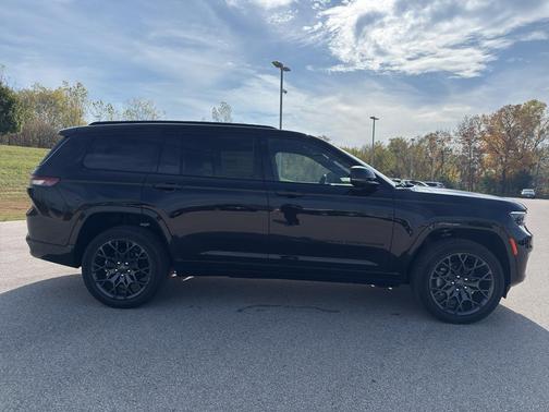 2025 Jeep Grand Cherokee L Summit