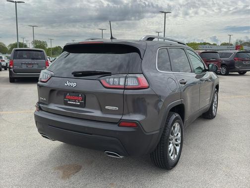 2021 Jeep Cherokee Latitude Lux