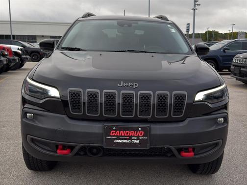 2022 Jeep Cherokee Trailhawk