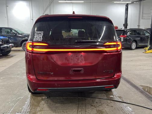 2022 Chrysler Pacifica Limited