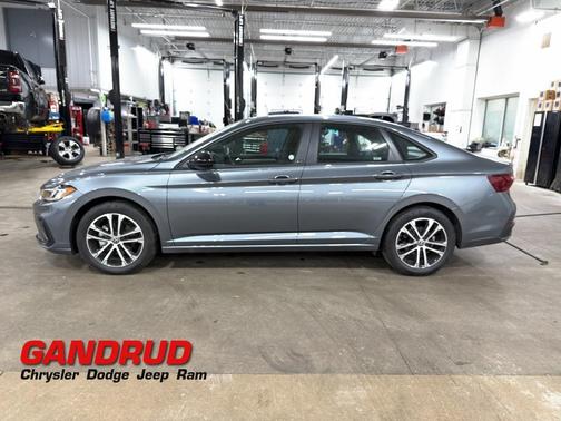 2025 Volkswagen Jetta 1.5T Sport