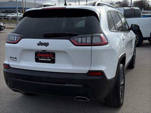 Bright White Clearcoat 2021 Jeep Cherokee Latitude Lux