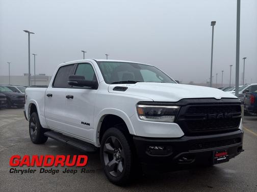 Bright White Clearcoat 2023 RAM 1500 Big Horn