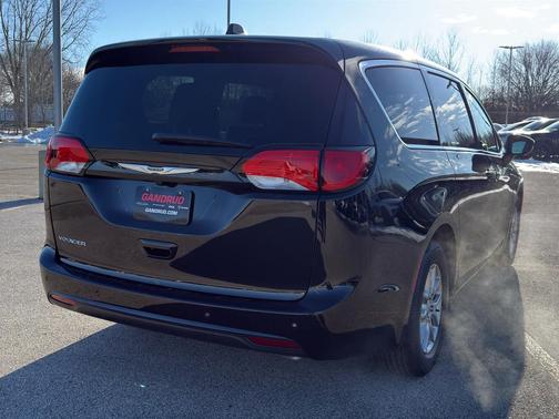 Diamond Black 2026 Chrysler Voyager LX