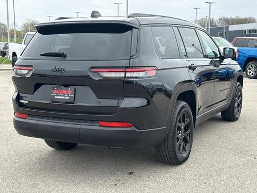 Diamond Black 2024 Jeep Grand Cherokee L Laredo