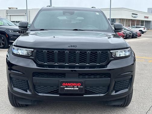 Diamond Black 2024 Jeep Grand Cherokee L Laredo