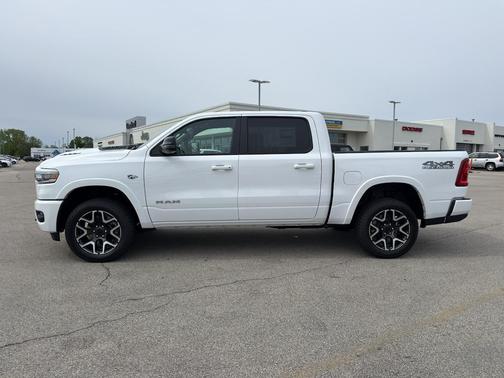 Bright White Clearcoat 2026 RAM 1500 Laramie