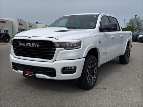 Bright White Clearcoat 2026 RAM 1500 Laramie