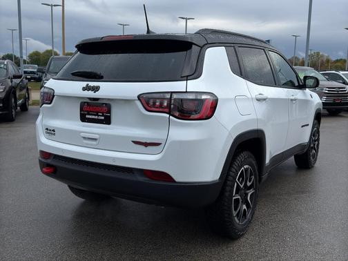 2026 Jeep Compass Trailhawk