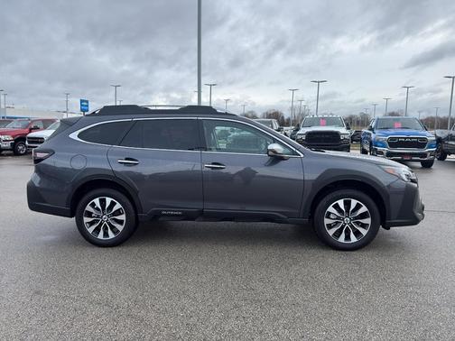 2025 Subaru Outback Touring