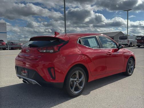 2020 Hyundai Veloster 2.0