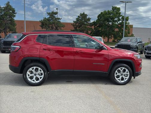 2025 Jeep Compass Latitude