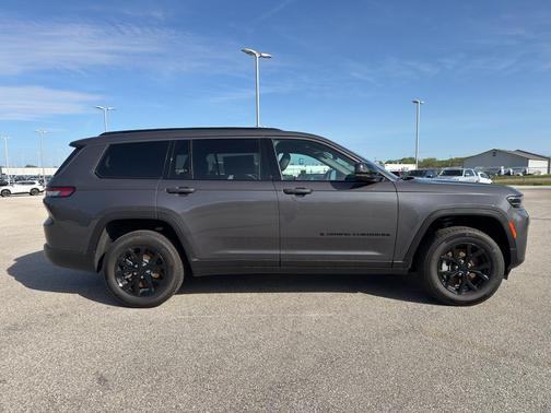 Metallic 2026 Jeep Grand Cherokee L LAREDO/ALTITUDE