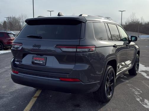 2026 Jeep Grand Cherokee L Laredo