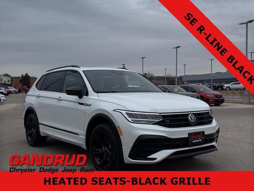2024 Volkswagen Tiguan 2.0T SE R-Line Black