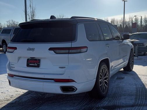 2025 Jeep Grand Cherokee L Summit