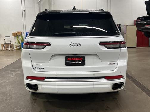 2025 Jeep Grand Cherokee L Summit