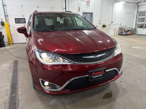 2020 Chrysler Pacifica Touring-L Plus