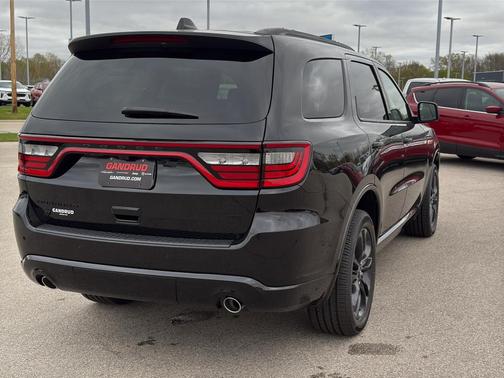 DB Black Clearcoat 2026 Dodge Durango GT