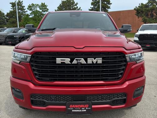 Molten Red Pearlcoat 2026 RAM 1500 Laramie