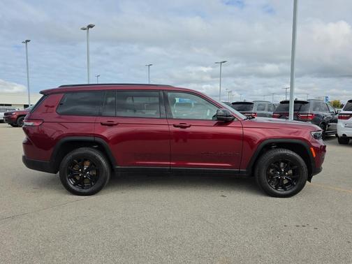 2024 Jeep Grand Cherokee L Laredo