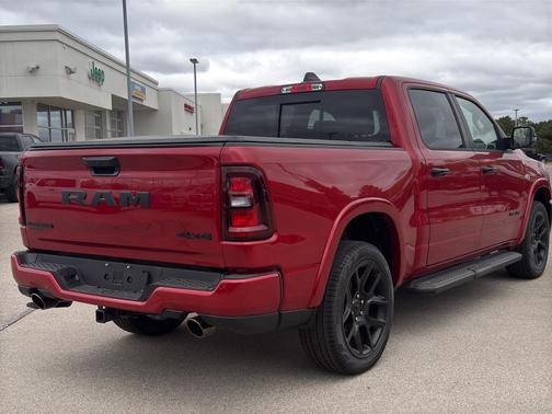 Molten Red Pearlcoat 2026 RAM 1500 Laramie