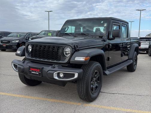 Black Clearcoat 2025 Jeep Gladiator Sport