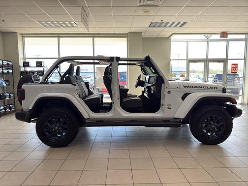 Bright White Clearcoat 2026 Jeep Wrangler Sport