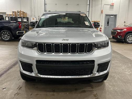 2022 Jeep Grand Cherokee L Laredo